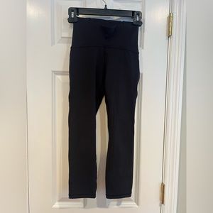 Lululemon Black capri leggings